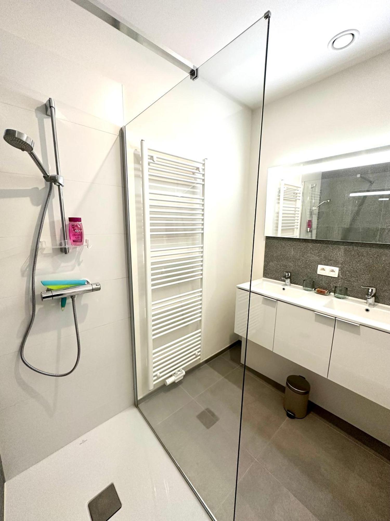 Apartament European Comission Beautiful Studio Bruksela Zewnętrze zdjęcie